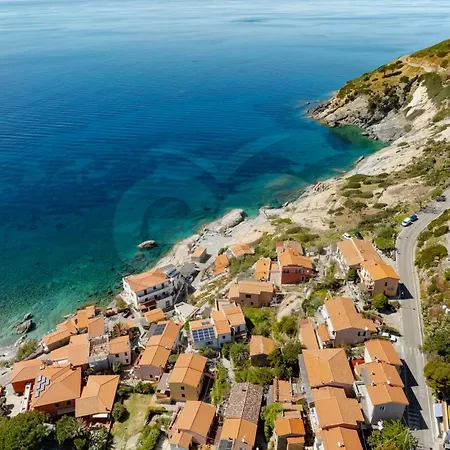 Villa Casa Bianca - Goelba Pomonte