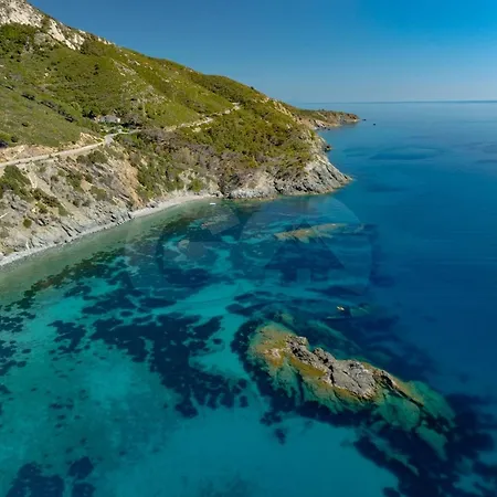 Casa Bianca - Goelba Villa Pomonte