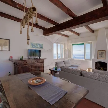 Casa Bianca - Goelba Pomonte (Livorno)