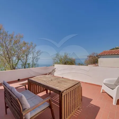 Casa Bianca - Goelba Villa