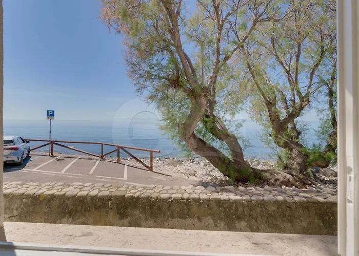 Casa Bianca - Goelba Villa Pomonte