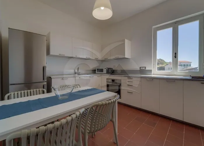 Casa Bianca - Goelba Villa *